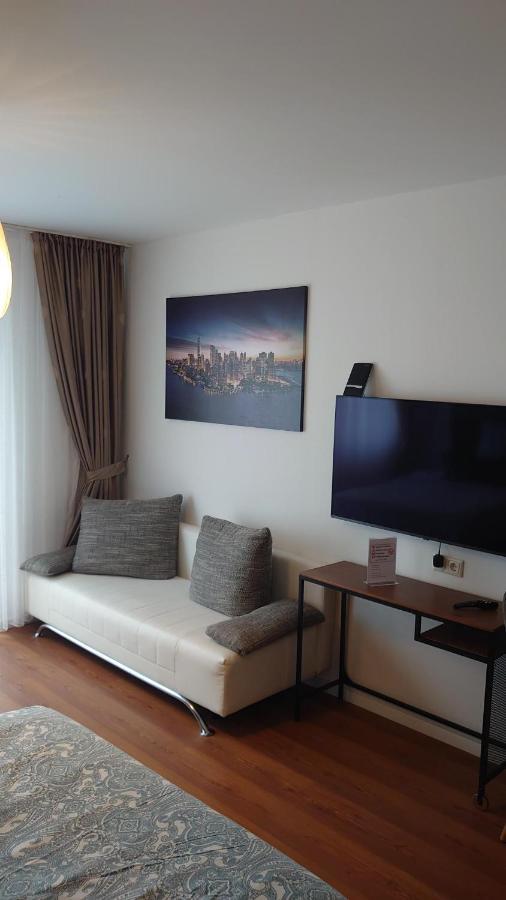 Maxim Apartments Майнц Екстериор снимка